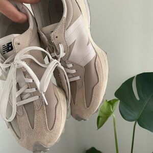 New Balance 327 👟